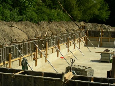 5 - Verschalung am Schwimmerbecken  II