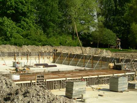 7 - Der technische Tunnel zwischen Nichtschwimmer und Schwimmer  I