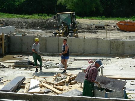 5 - Das Nichtschwimmerbecken entsteht